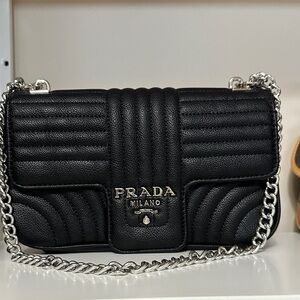 Prada Black Quilted Crossbody Bag with Chain 27x16 cm
